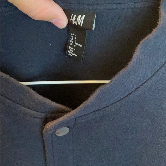 H&M button up pullover - Picture 2 of 5